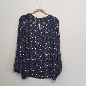 Lane Bryant Star Print Bell Sleeve Top Size 20